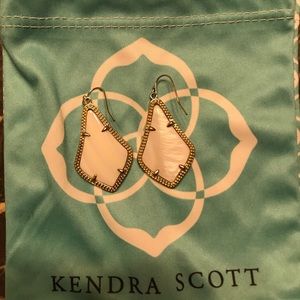 White Kendra Scott Elle gold drop earrings